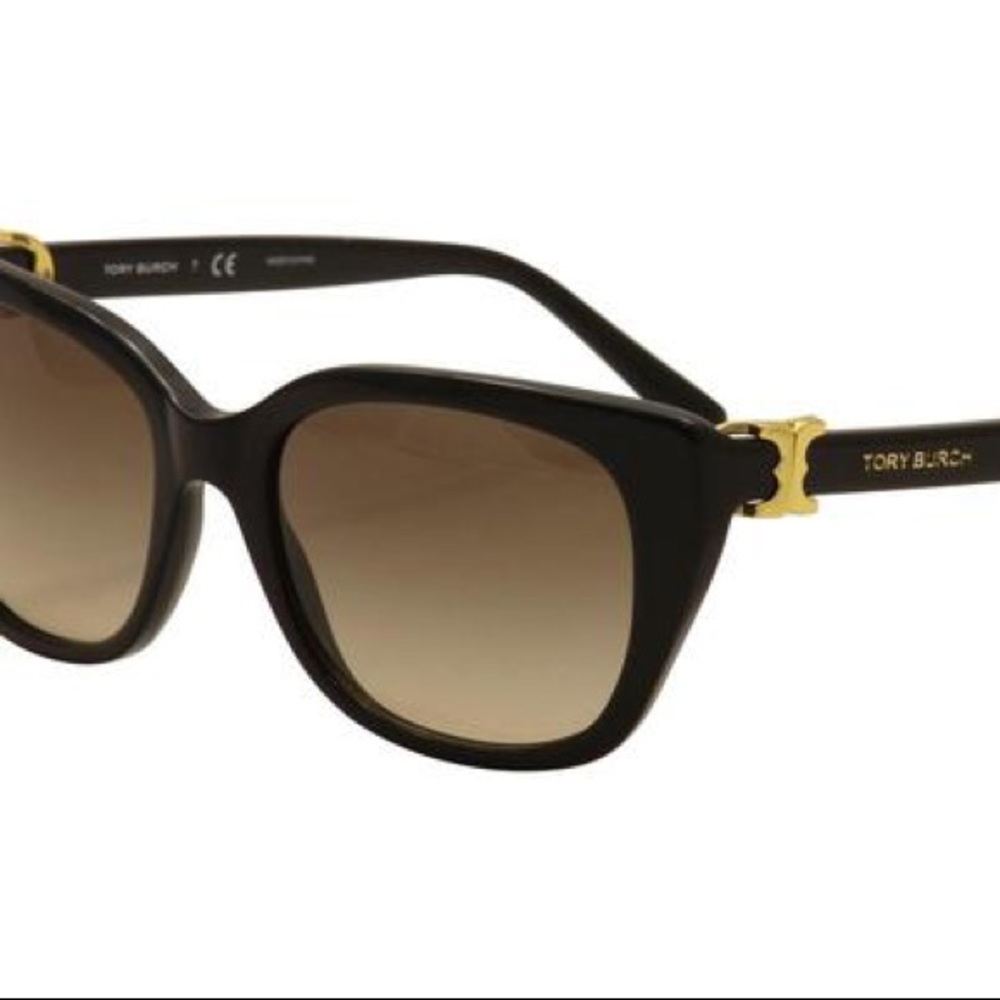 Tory Burch | TY 7099 Sunglasses | Black Frame Gradient Lense w/ Gold Details